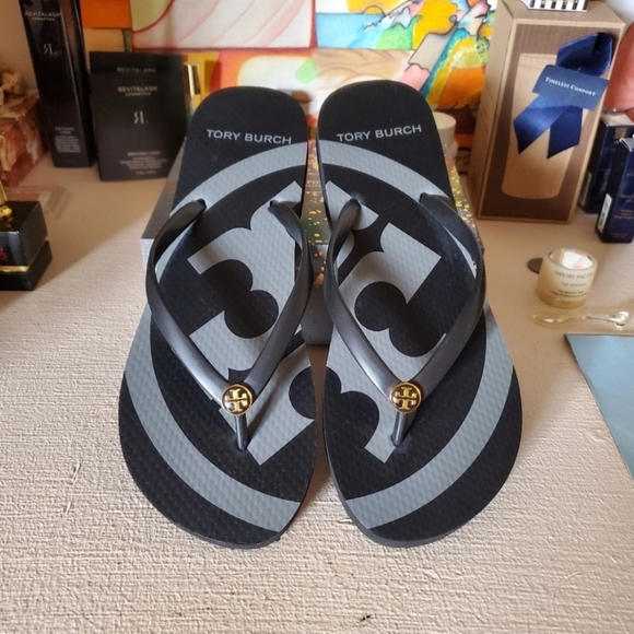 Tory Burch Flip Flops 9 M - Picture 1 of 7